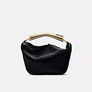 Elegant Black Leather Handbag